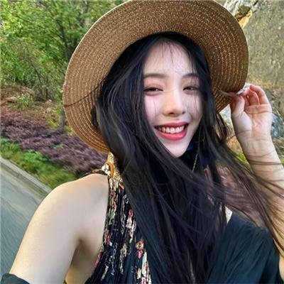 攀岩女孩儿